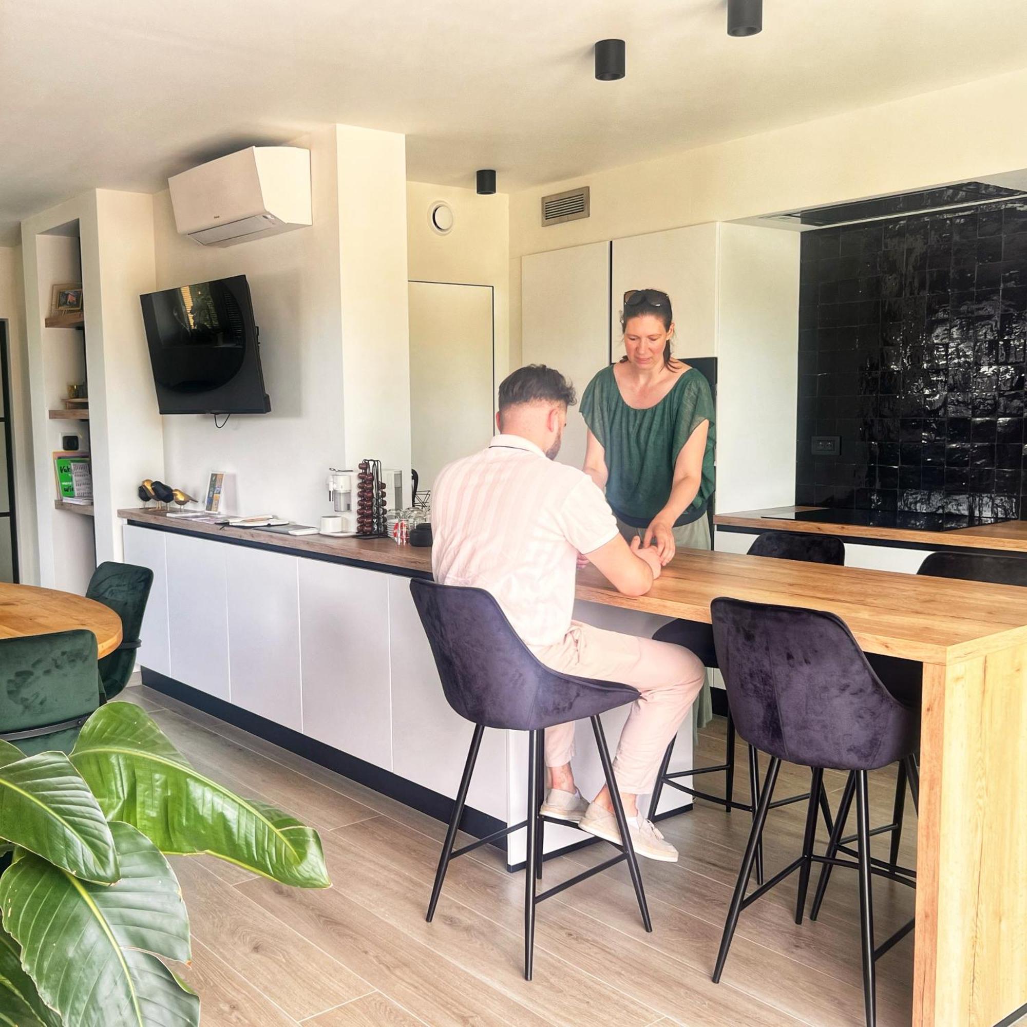 Inova Guesthouse Άσσελτ Εξωτερικό φωτογραφία