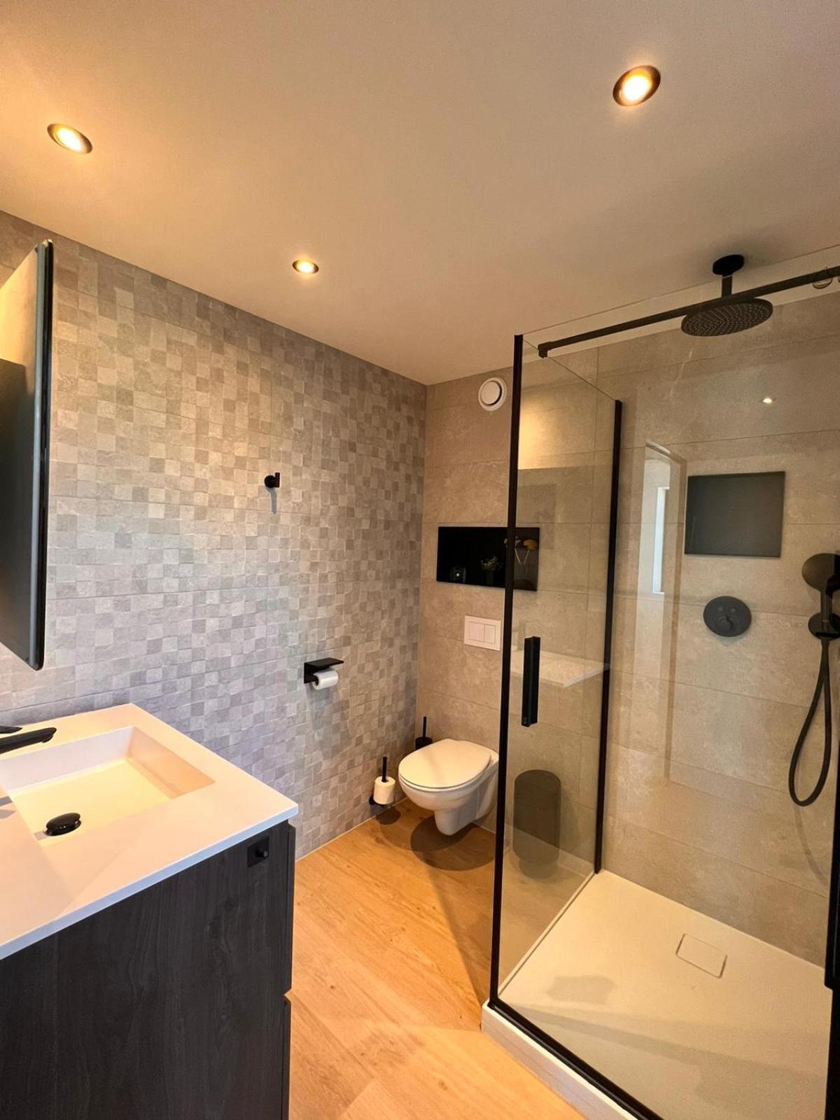 Inova Guesthouse Άσσελτ Εξωτερικό φωτογραφία